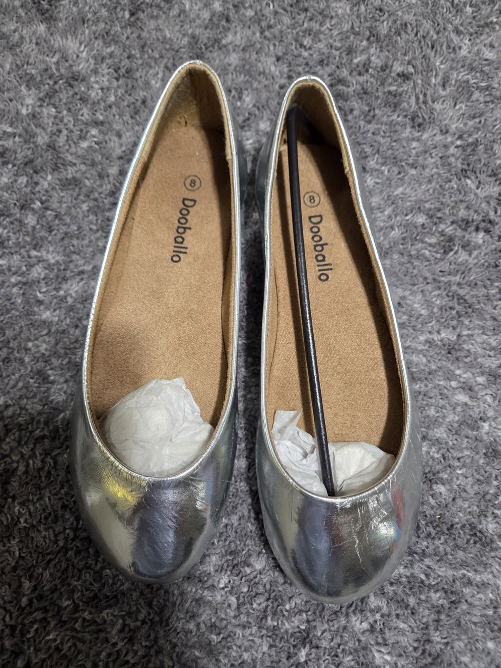 Doobalo Silver Metallic Ballet Flats - Women's Round-Toe Slip-Ons